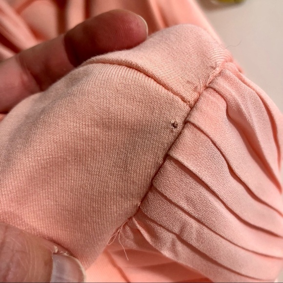 NWT Kaari Blue soft coral (peach) blouse jersey body pleated crepe sleeves Small - Picture 8 of 9